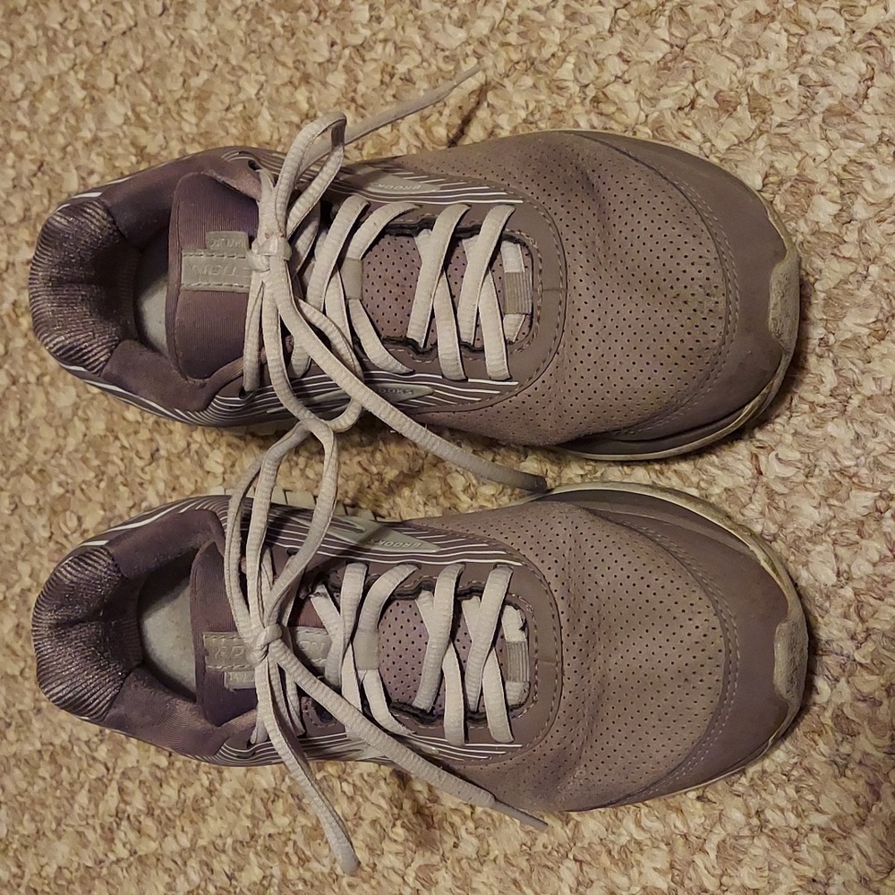Brooks Addiction DNA Walker Suede 2 Shoes Women 8 D Wide Gray Purple 1203081D094